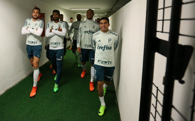 Chegou abril! Em primeira decisão do mês, Palmeiras joga por vaga e confiança