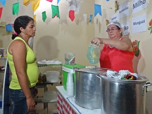 Luciana tem dois pontos de venda em Caruaru (Foto: Kamylla Lima/G1)