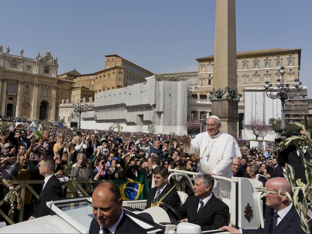 Papa Francisco vai circular entre os jovens em Guaratiba e Copacabana (Foto: Filippo Monteforte/AFP )