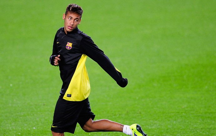 Neymar treino Barcelona (Foto: AP) Neymar treino Barcelona (Foto: AP)