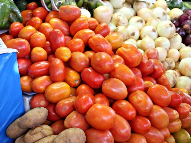 Segundo pesquisa, preço do tomate continua aumentando (Foto: Suelen Gonçalves/ G1 AM)