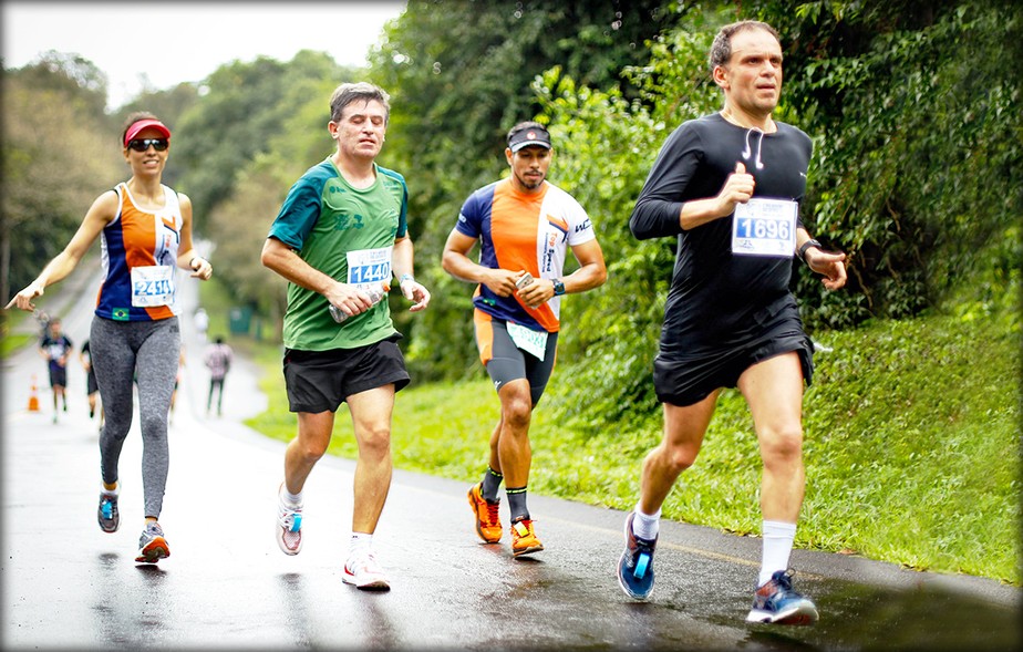 Crítica sobre peso estimula empresário a emagrecer 30kg e correr maratonas   