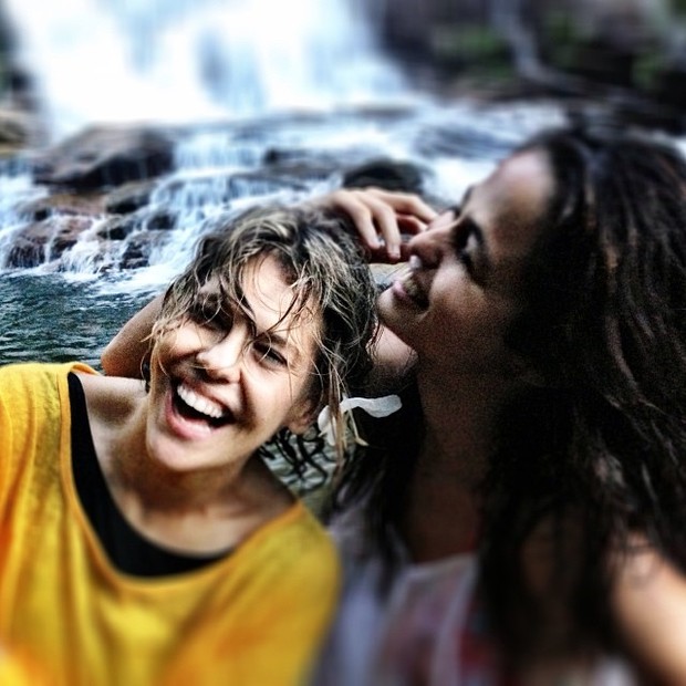 Barbara Paz e Nanda Costa em Paraty (Foto: Reprodução/Instagram)