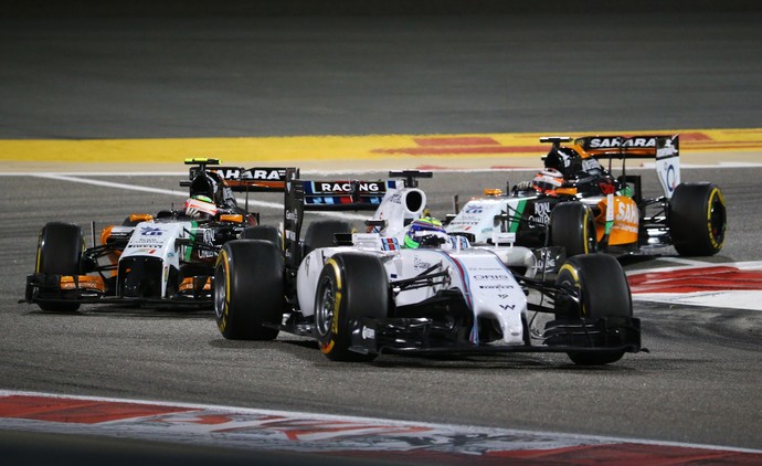Felipe Massa brigou com Force India, mas acabou GP do Bahrein em sétimo (Foto: AFP)