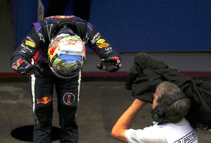 Vettel comemoração GP Brasil (Foto: Reuters)