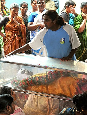 jogador indiano D. Venkatesh morre durante partida (Foto: AFP)