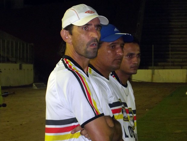 Fábio Giuntini, técnico do Globo FC (Foto: Tiago Menezes)