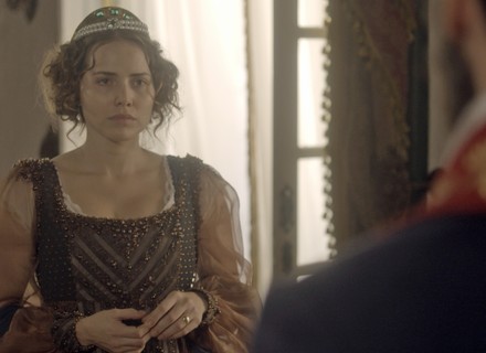 Leopoldina encontra Domitila e questiona: 'Nova amante de Pedro?'