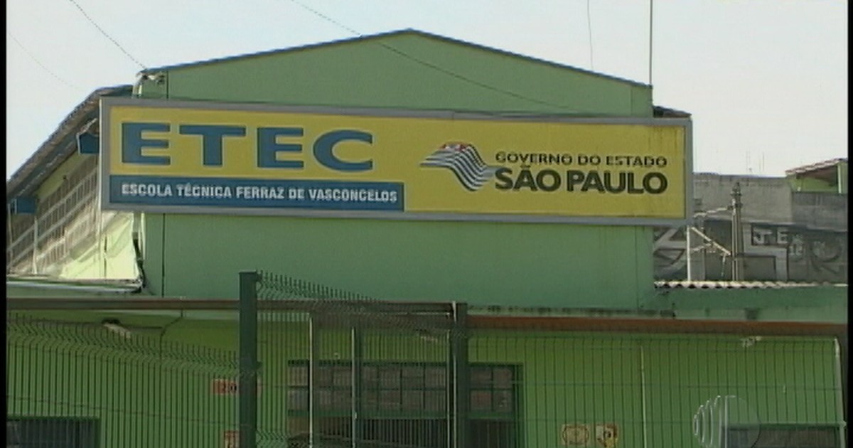 G1 - Alunos prometem mais protestos por segurança na Etec de Ferraz