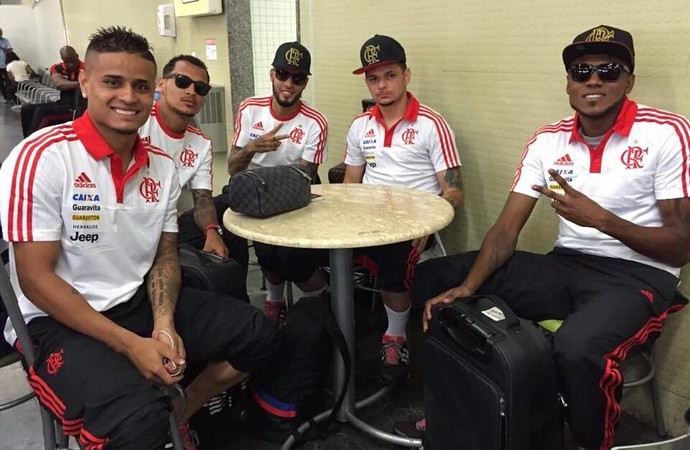 Jogadores do Flamengo (Foto: Reprodução/Twitter)