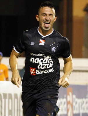 Leandro Cearense atacante do Remo (Foto: Oswaldo Forte/Amazônia Hoje)