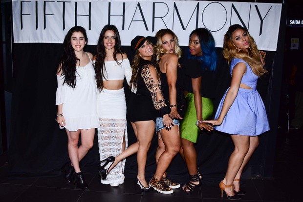 Valesca Popozuda encontra o grupo Fifth Harmony (Foto: Leo Franco / Agnews)