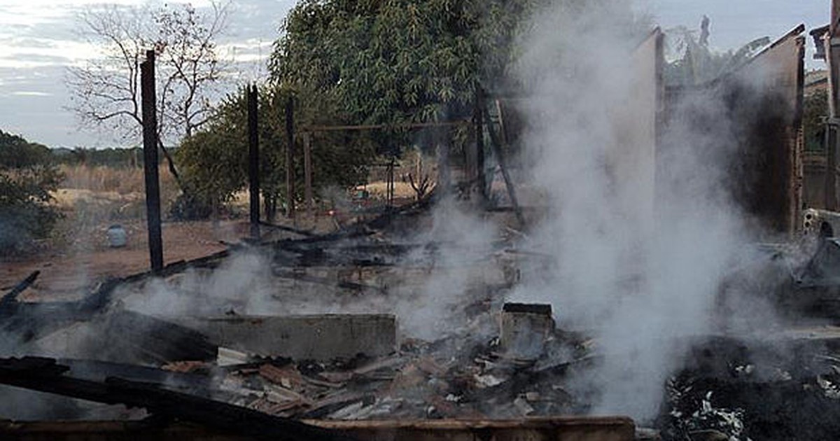 G Casa Pega Fogo E Idoso De Anos Morre Carbonizado Em Cidade De