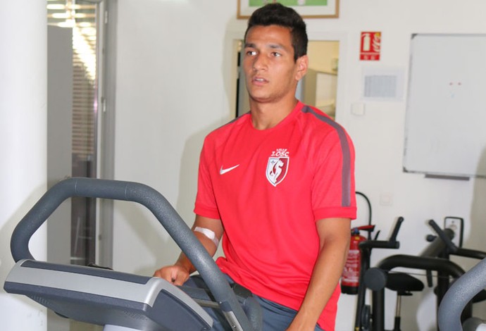 Rony Lopes inicia trabalho no Lille, da França (Foto: Divulgação/losc.fr)