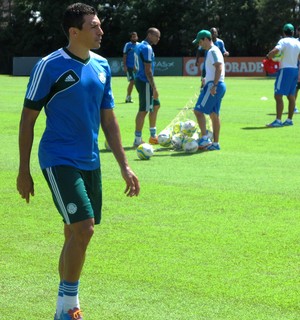 Treino Palmeiras Lúcio (Foto: Marcelo Hazan)