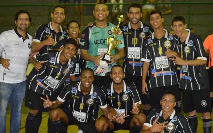 Time do Rio Branco Futsal pode fazer parceria com o Álvares Cabral na categoria adulto (Foto: Divulgação/Rio Branco Futsal)