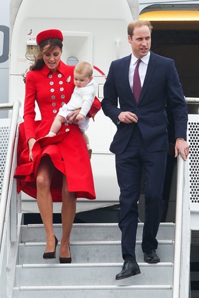 Príncipe William e Kate Middleton com o filho, George, em Wellington, na Nova Zelândia (Foto: Chris Jackson/ Getty Images)