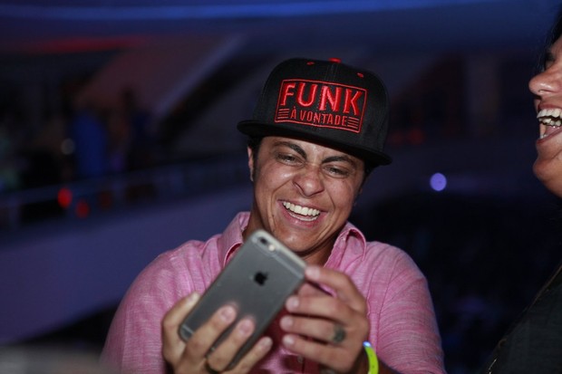 Thammy Miranda em baile funk na Zona Sul do Rio (Foto: Isac Luz/EGO)