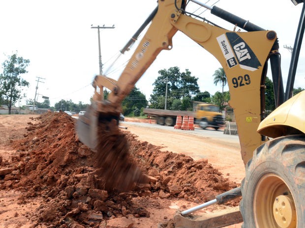 Obras estão a todo vapor (Foto: Zaqueu Proença)