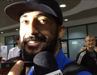 Douglas Grêmio aeroporto (Foto: Eduardo Deconto/GloboEsporte.com)