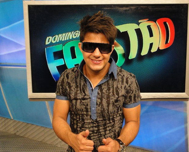 Cristiano Araújo vai realizar seu sonho de cantar no Domingão (Foto: Domingão do Faustão / TV Globo)