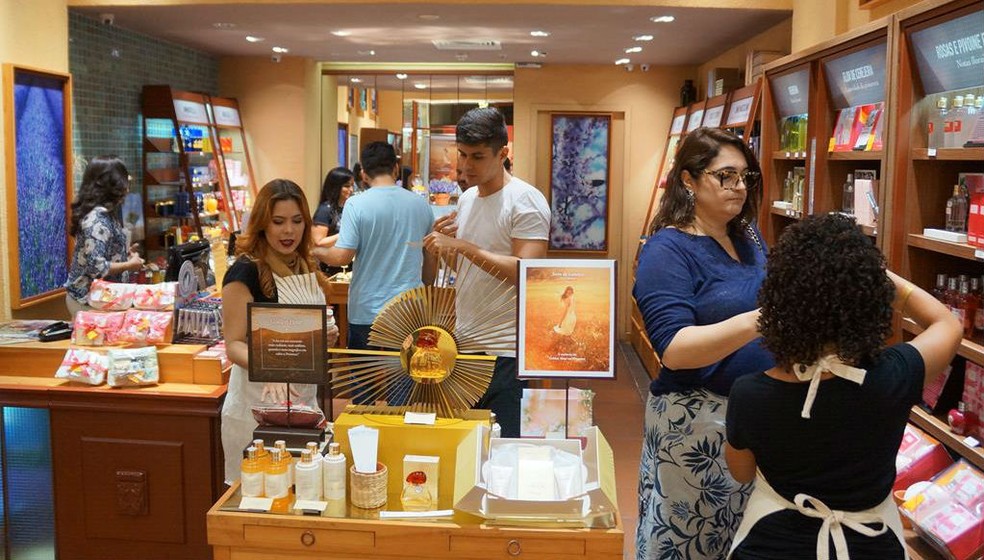 No ranking de escolhas, perfumes e cosméticos vêm em primeiro lugar (28,2%) (Foto: Divulgação)