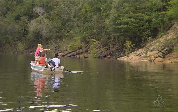 Turistas são atraídos pela pesca do tucunaré no rio Uatumã (Foto: Bom Dia Amazônia)