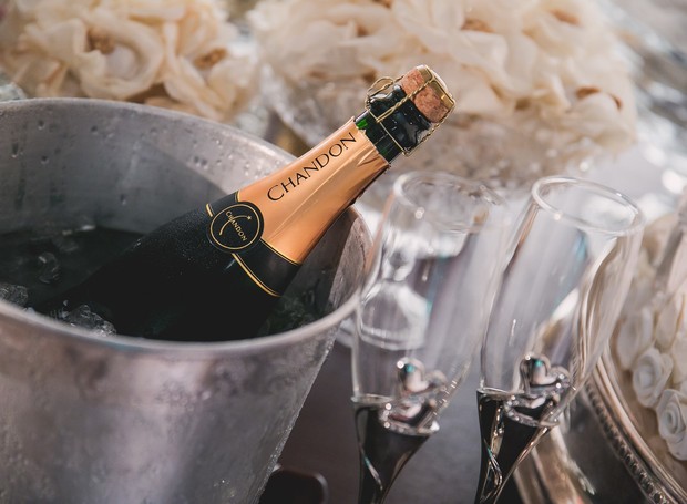 Especialista dá dica de como servir champanhe nesse ano novo (Foto: Pixabay)