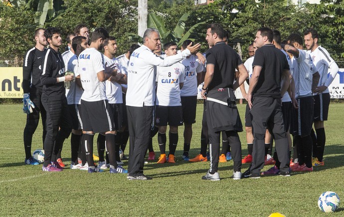 Tite Treino Corinthians Joinville (Foto: Ricardo Taves/Ag. Corinthians)
