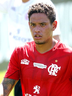 Carlos Eduardo no treino do Flamengo (Foto: Cezar Loureiro / Agência O Globo)