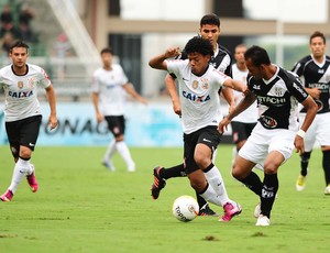 Romarinho Corinthians x Ponte Preta (Foto: Marcos Ribolli / Globoesporte.com)