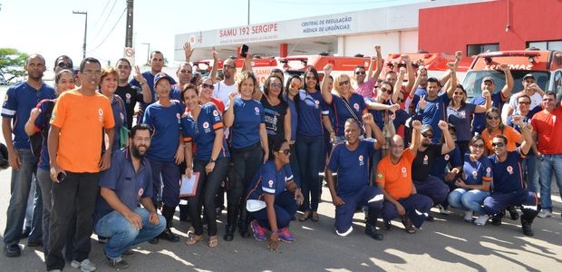 Funcionários do Samu iniciam greve em Sergipe (Foto: Marina Fontenele/G1)