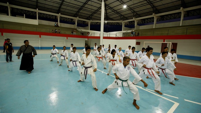 Ginásio recebe o grupo de caratê da Casa da Cultura  (Foto: Sidney Oliveira/Agência Pará)