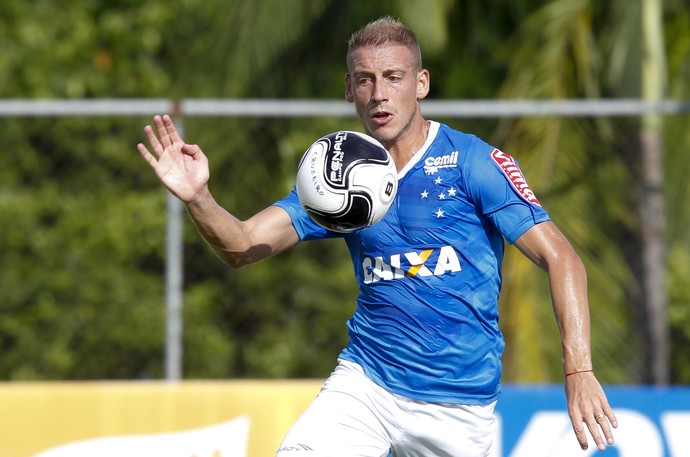 Uillian Correia; Cruzeiro (Foto: Washington Alves/Light Press)