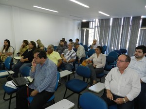 Funcionários de Itaperina participam de curso de capacitação sobre a lei das micro e pequenas empresas (Foto: Marcelo Nunes Pereira)