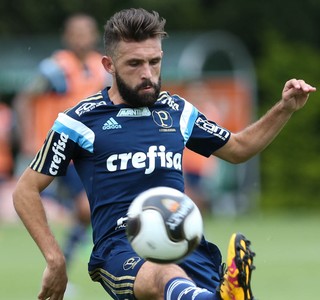 Com Lucas e Allione, Cuca relaciona 22 jogadores contra o RB Brasil