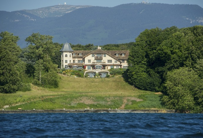 Casa de Michael Schumacher e família em Gland, às margens de lago na Suíça (Foto: Getty Images)