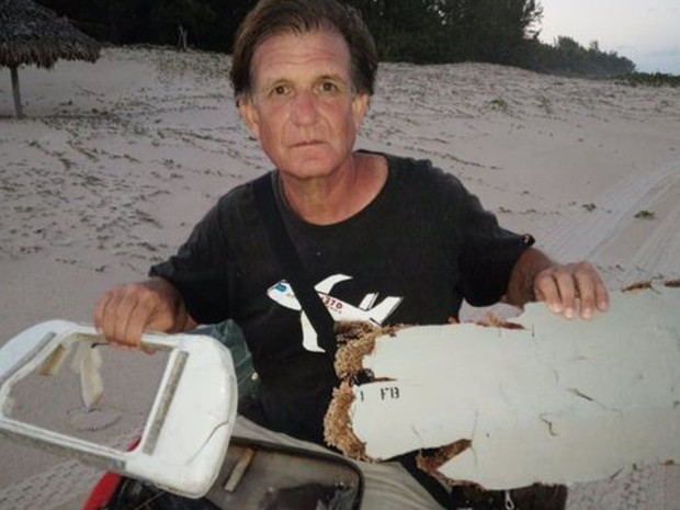 Advogado Blaine Gibson encontrou os objetos no leste de Madagascar  (Foto: ATSB/BBC)