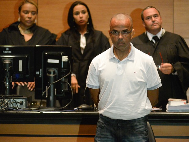 Traficante Fernandinho Beira-Mar dentro do tribunal (Foto: Erbs Jr. / Frame / Estadão Conteúdo)