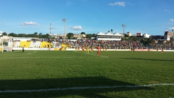 Pesqueira x Serra Talhada (Foto: Divulgação / Serra Talhada FC)