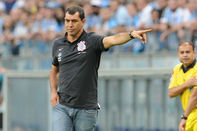 De auxiliares a ícones: Carille e Jair elevam níveis de Corinthians e Botafogo