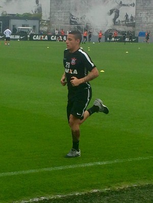 Arana volta a campo e deve enfrentar a Ponte Preta; Uendel continua fora