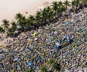 Manifestação reúne cerca de 10 mil no Rio, dizem organizadores e a PM (Alexandre Durão/G1)