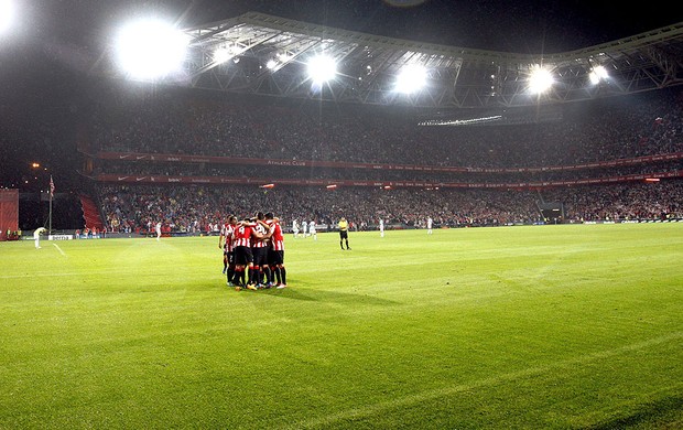 Comemoração Atlético de Bilbao estádio San Mamés (Foto: EFE)