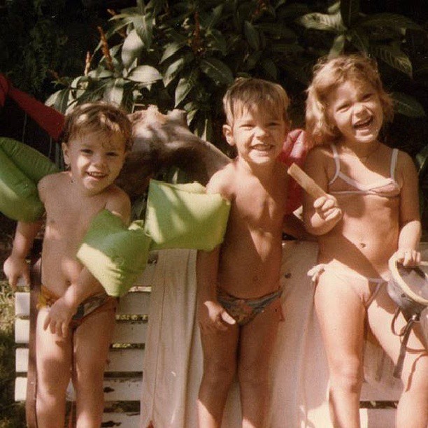 Carolina Dieckman com o irmão Edgar e uma amiga (Foto: Reprodução/ Instagram)