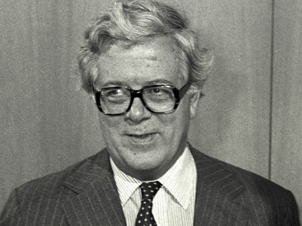 Geoffrey Howe, ex-ministro e ex-chanceler britânico, em foto de 1985 (Foto: REUTERS/Herbert Knosowski/files)