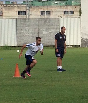 Sob contrato, Gabriel, Paulo Roberto e Luidy fazem 1º treino no Corinthians