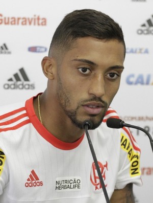 César Martins justifica sequência ruim do Flamengo: &quot;Brasileiro é muito difícil&quot; - 20150929150851_105