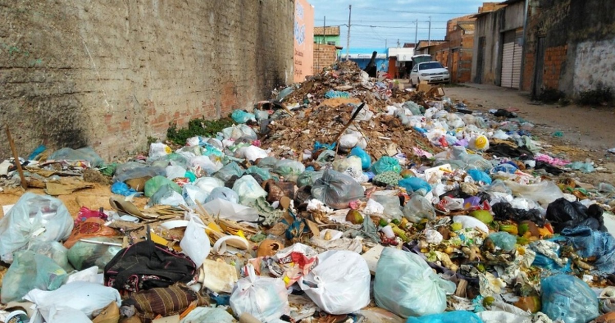 G1 Bairros Santa Maria e 17 de Março recebem reforço na coleta de