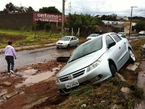 Chuva Uberlândia maio (Foto: Fernanda Resende/G1)